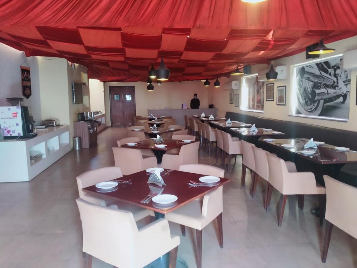 Hotel Le Roi Jammu - Near Jammu Railway Station Extérieur photo
