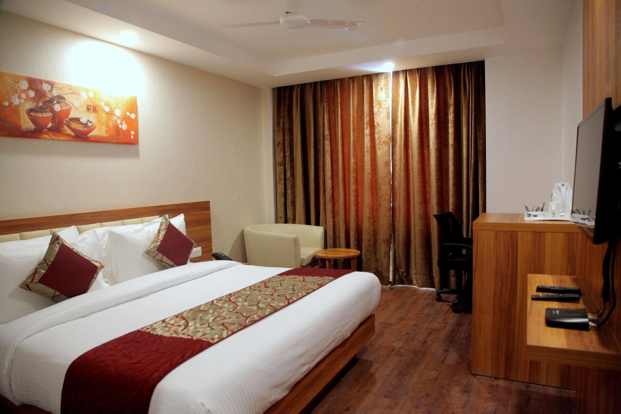 Hotel Le Roi Jammu - Near Jammu Railway Station Extérieur photo