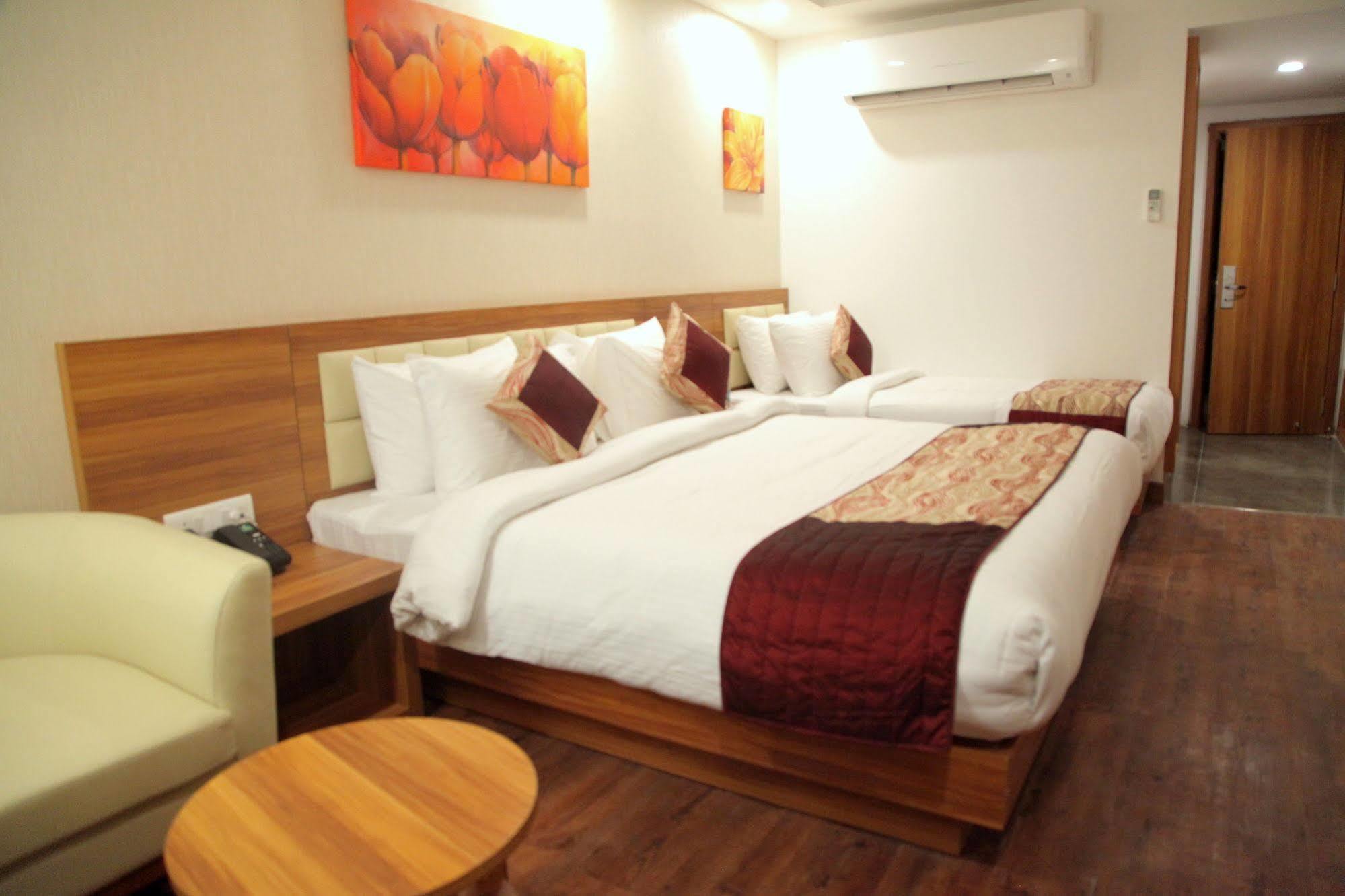Hotel Le Roi Jammu - Near Jammu Railway Station Extérieur photo